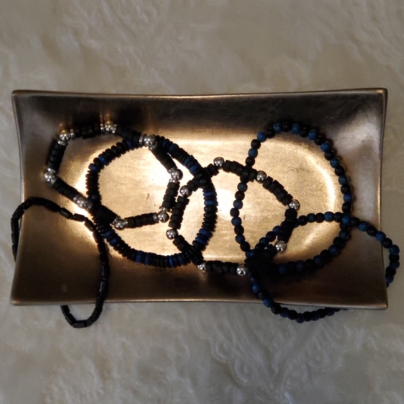 🌪🌪7 Stetch Bracelets🌪🌪 - Picture 4 of 4